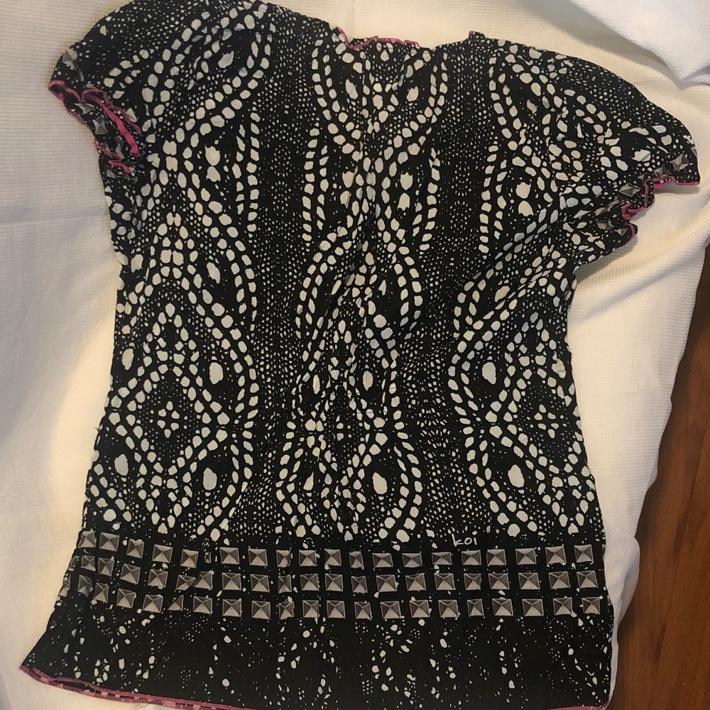 Koi scrub top